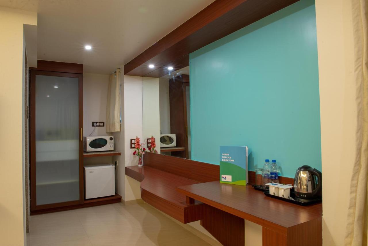 Monarch Montvert Pune Exterior foto