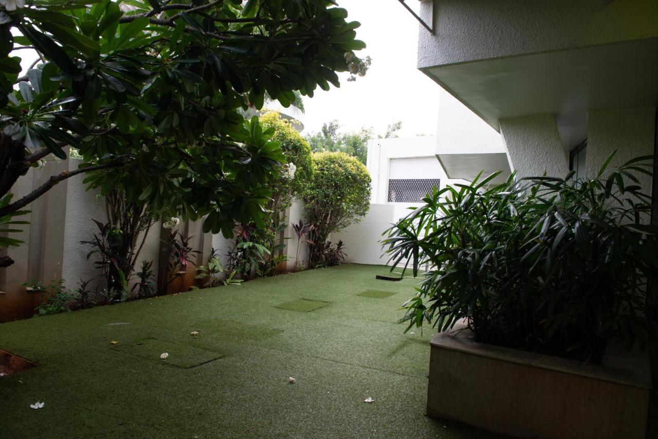Monarch Montvert Pune Exterior foto