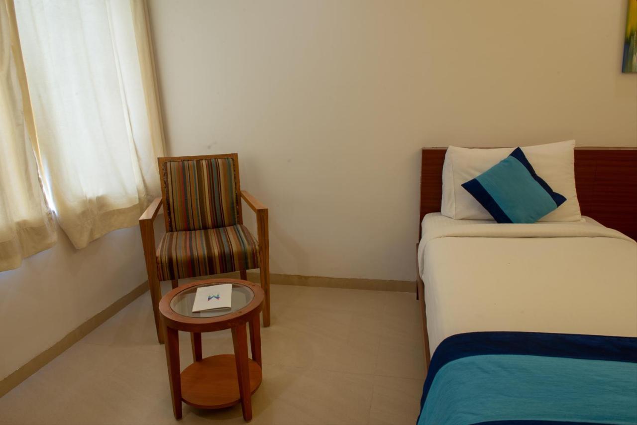Monarch Montvert Pune Exterior foto